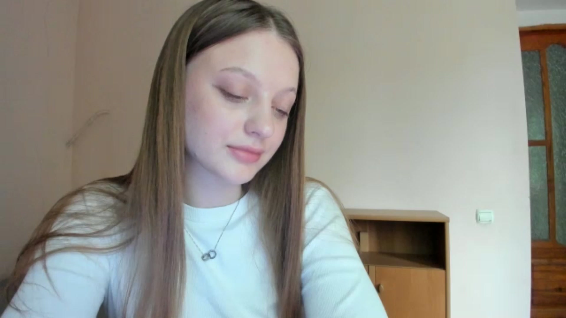 Gallery image thumbnail from Evalimi's myfreecams stream on, 05/26/2025, 13:34 image 13 of 20