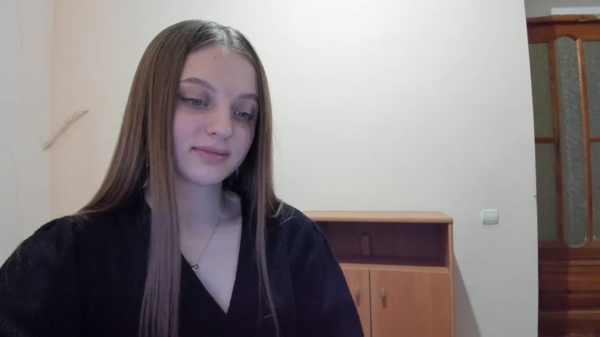 Gallery image thumbnail from Evalimi's myfreecams stream on, 05/28/2025, 19:06 image 13 of 20