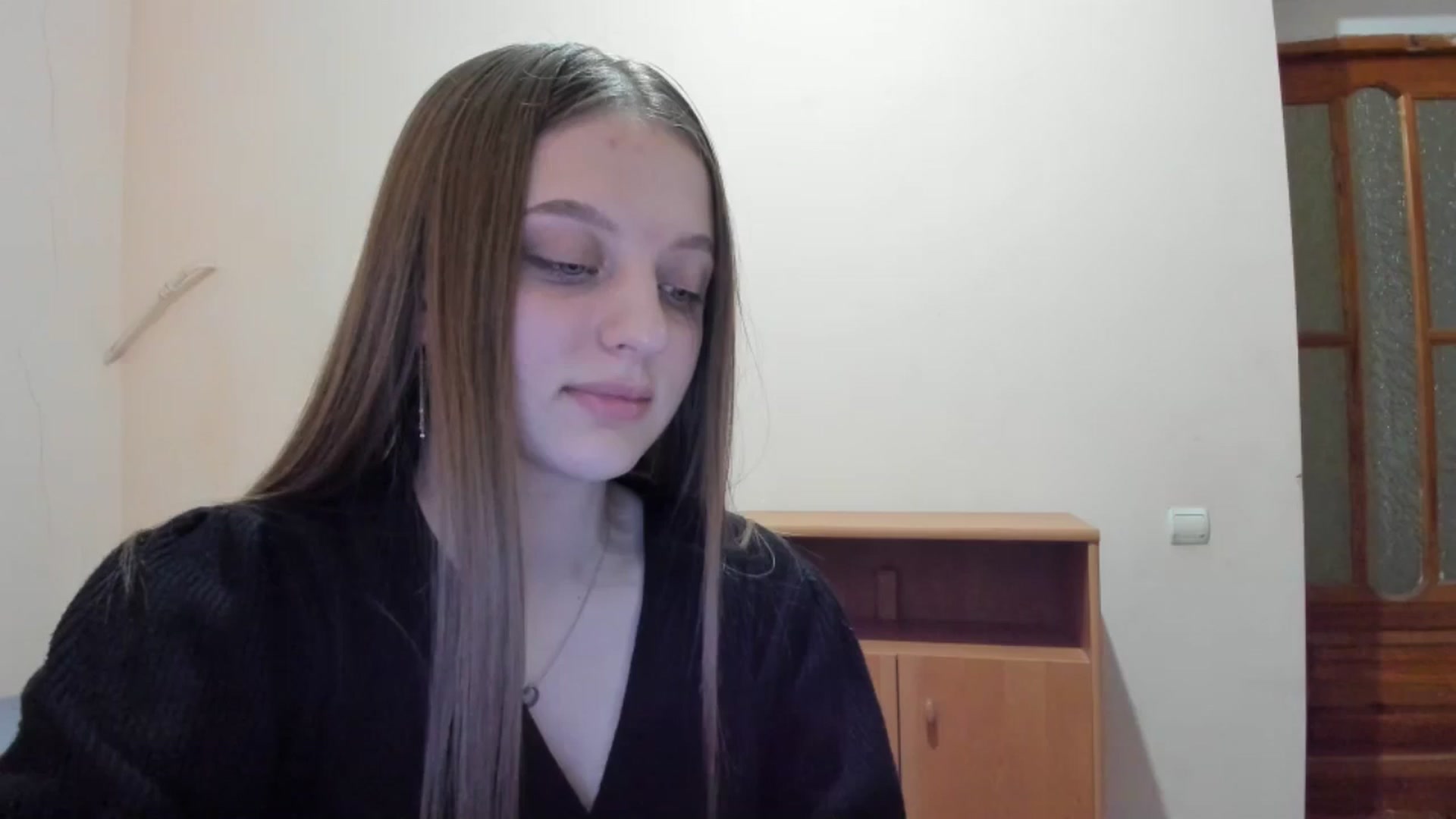 Gallery image thumbnail from Evalimi's myfreecams stream on, 05/28/2025, 19:06 image 1 of 20