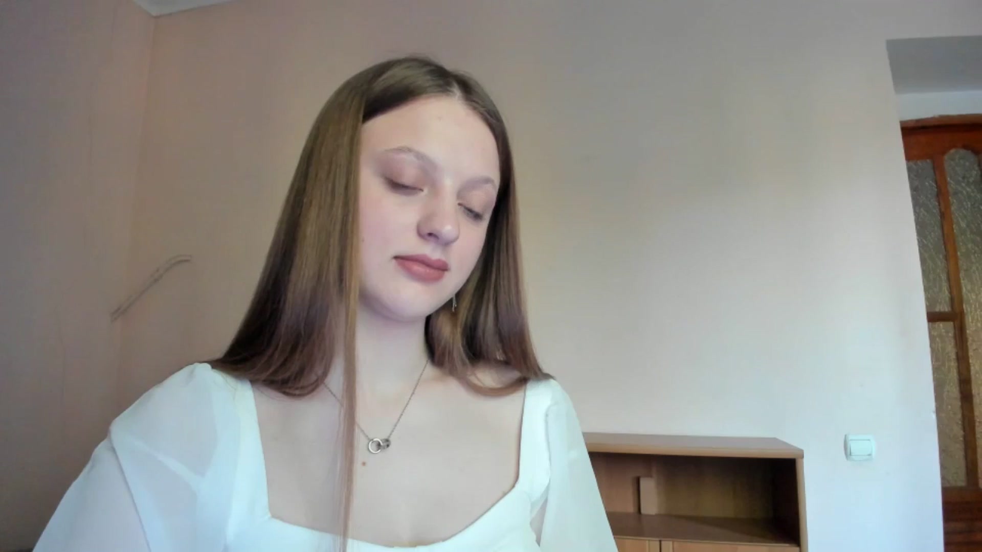 Gallery image thumbnail from Evalimi's myfreecams stream on, 05/29/2025, 17:04 image 16 of 20