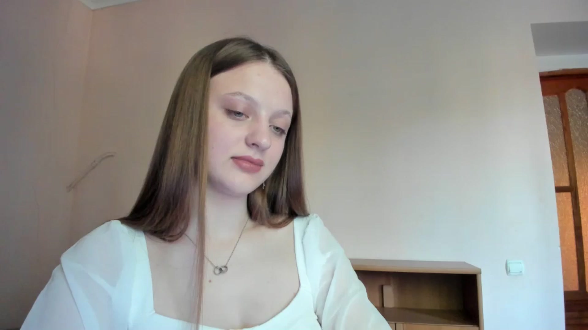 Gallery image thumbnail from Evalimi's myfreecams stream on, 05/29/2025, 17:04 image 14 of 20