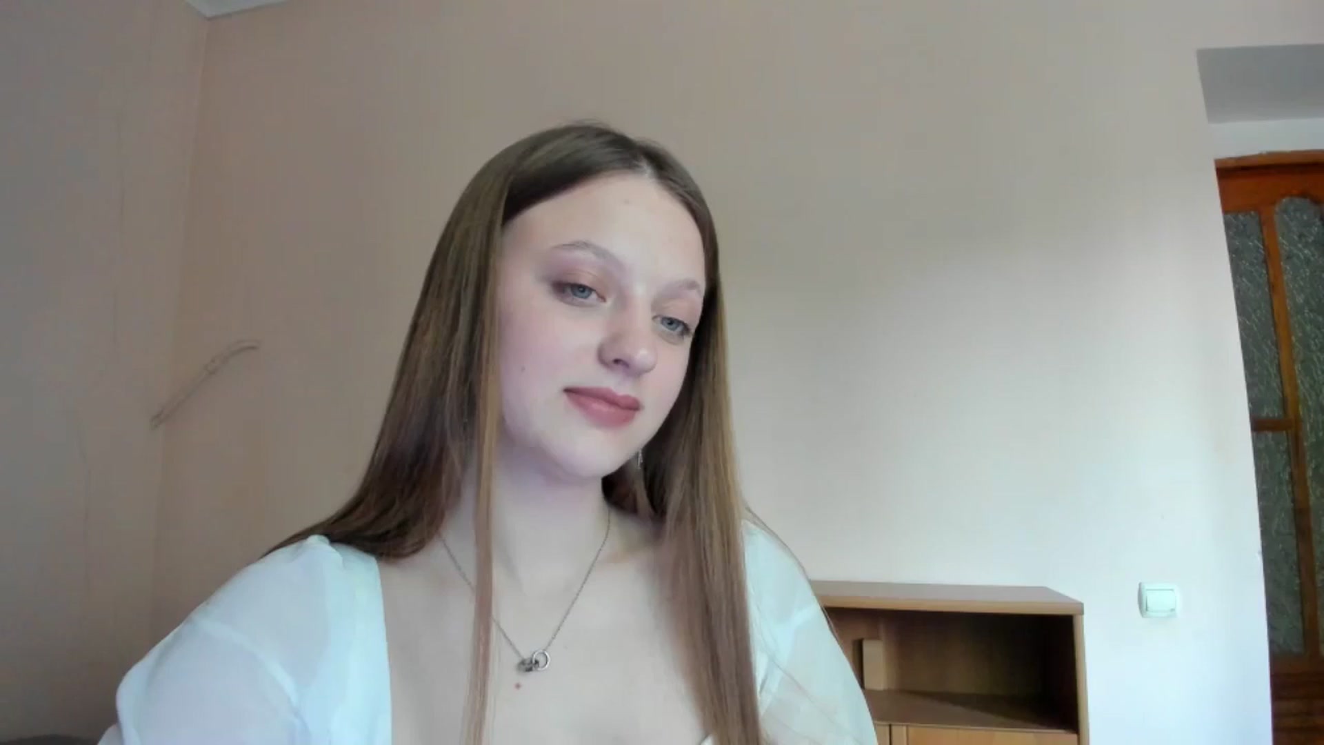 Gallery image thumbnail from Evalimi's myfreecams stream on, 05/29/2025, 17:04 image 4 of 20
