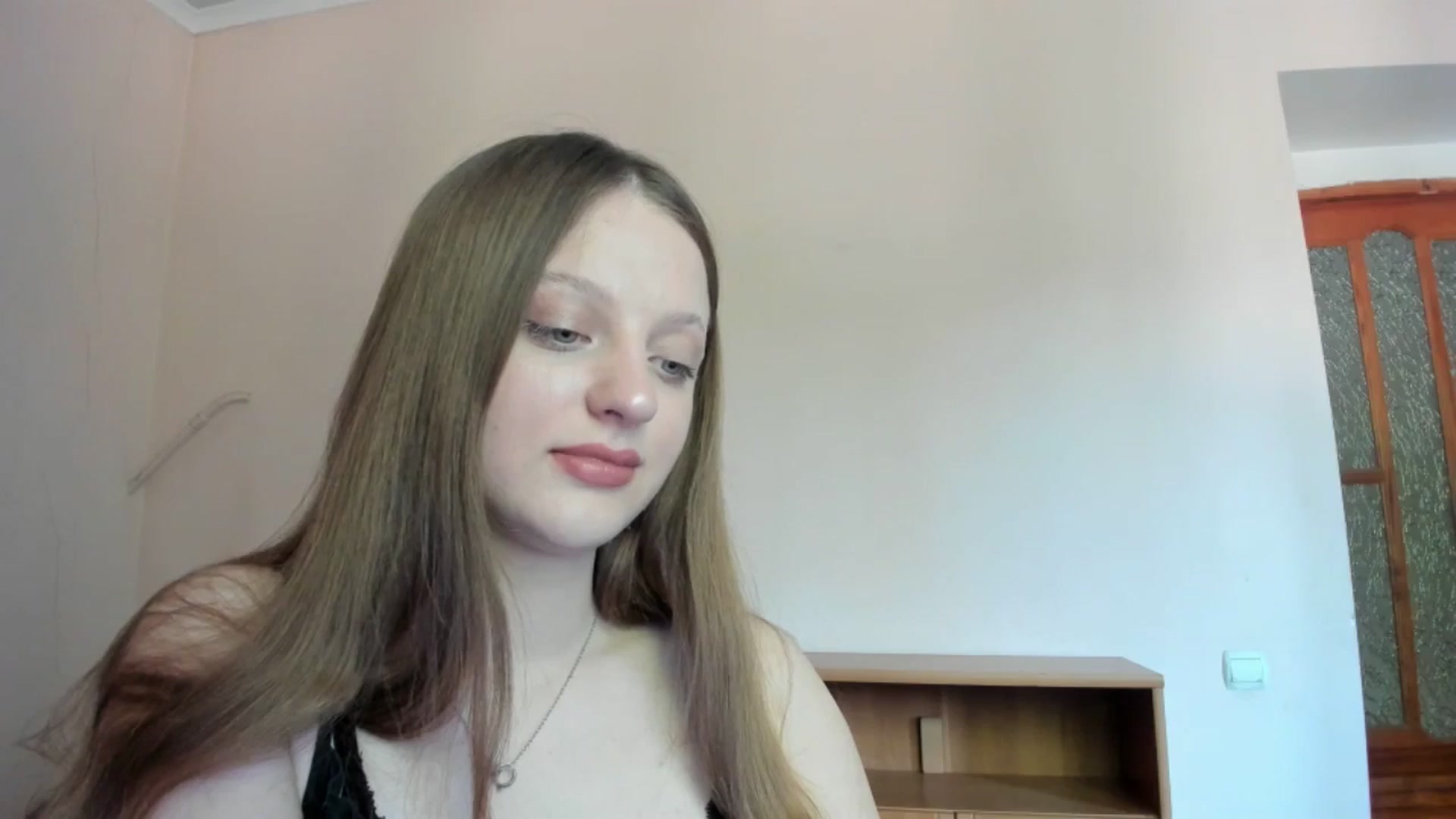 Gallery image thumbnail from Evalimi's myfreecams stream on, 05/30/2025, 16:12 image 16 of 20