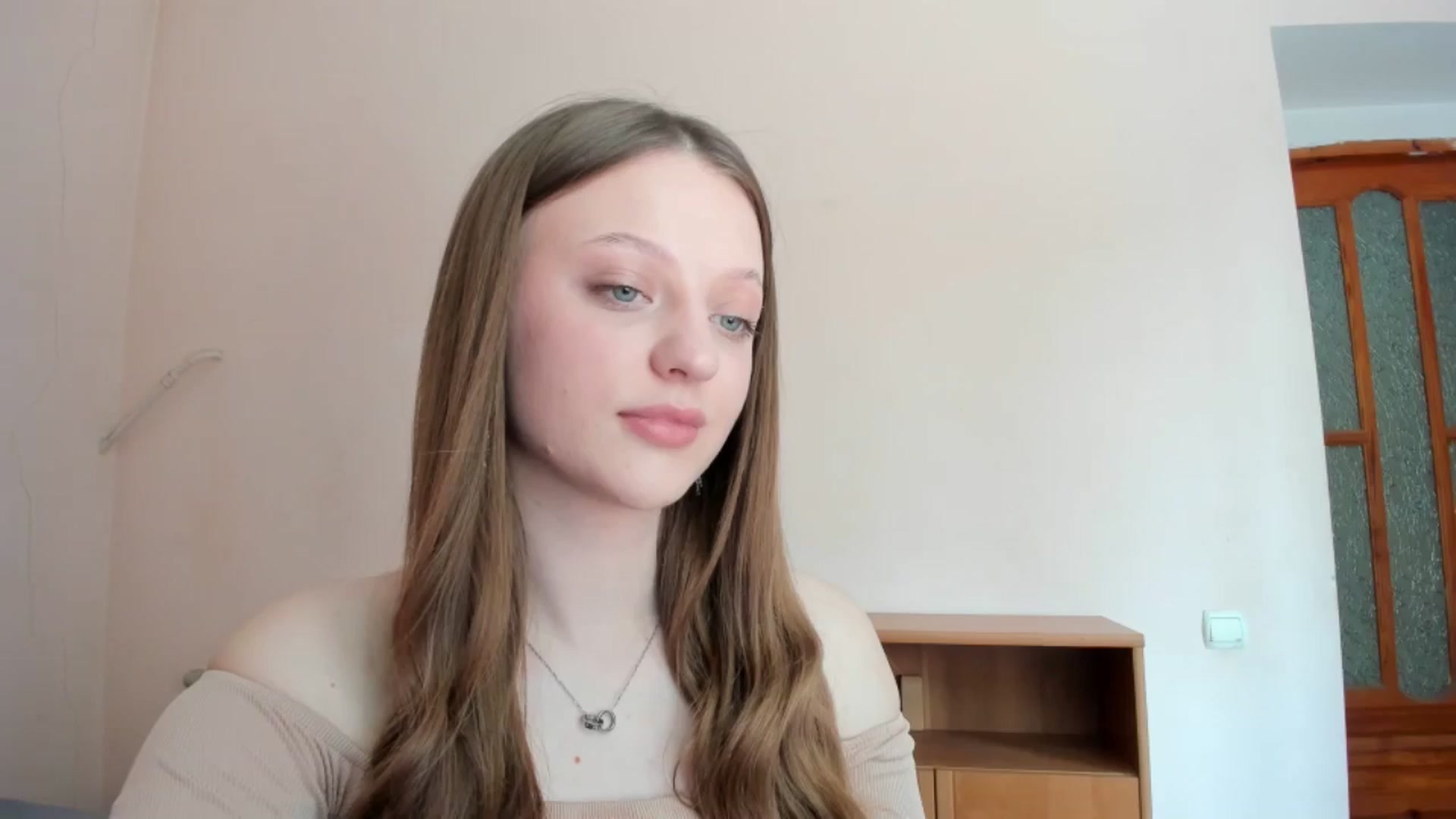 Gallery image thumbnail from Evalimi's myfreecams stream on, 06/02/2025, 10:22 image 5 of 20