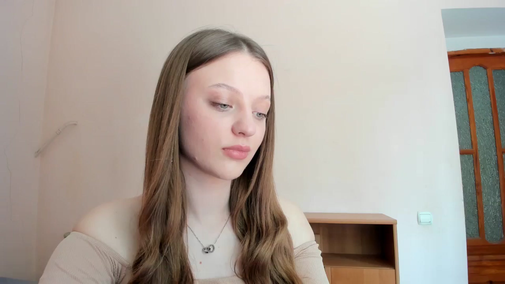 Gallery image thumbnail from Evalimi's myfreecams stream on, 06/02/2025, 10:22 image 1 of 20