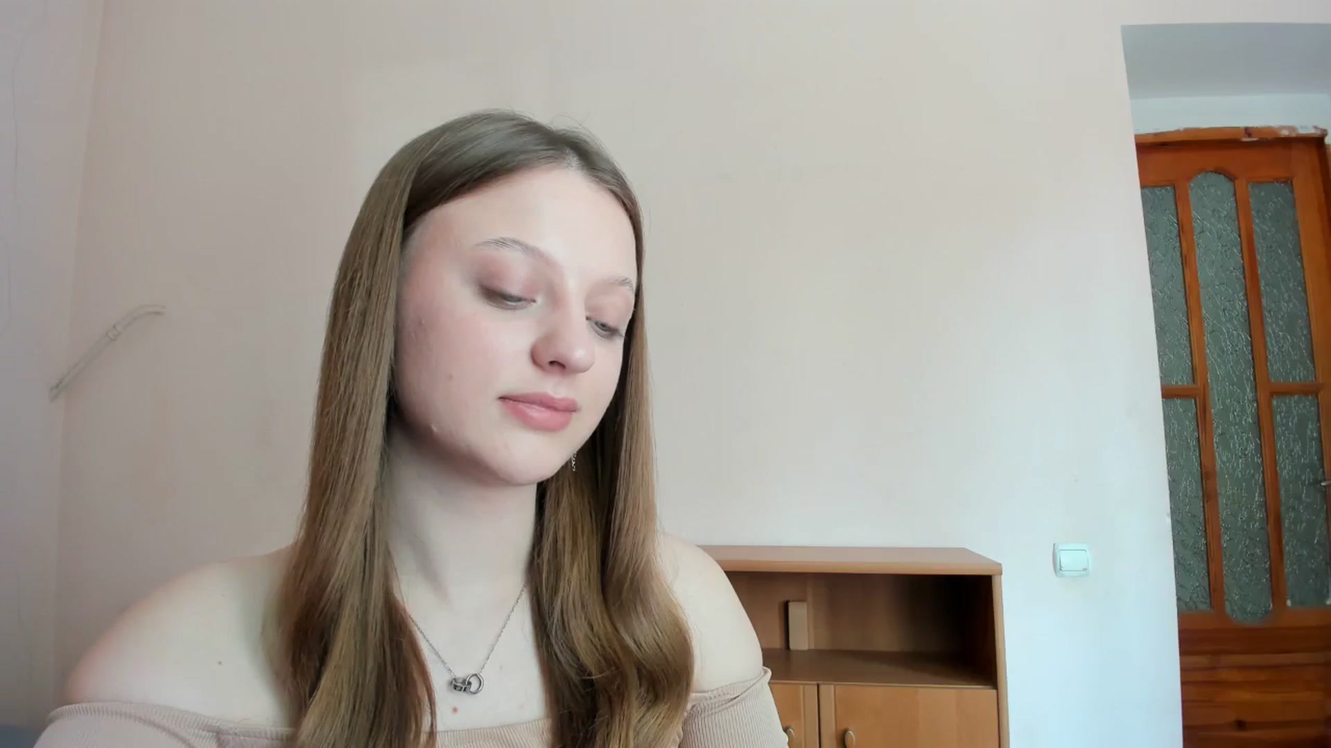 Gallery image thumbnail from Evalimi's myfreecams stream on, 06/02/2025, 12:10 image 8 of 20