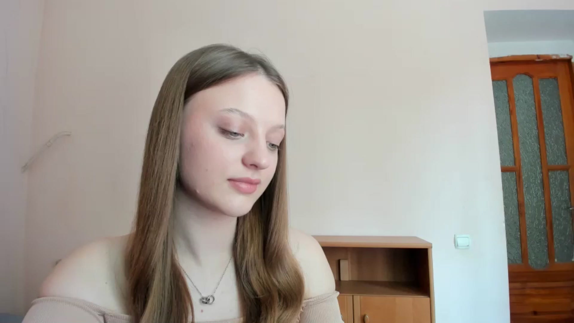 Gallery image thumbnail from Evalimi's myfreecams stream on, 06/02/2025, 12:10 image 6 of 20