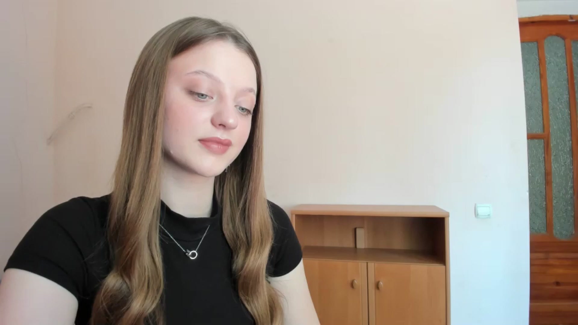 Gallery image thumbnail from Evalimi's myfreecams stream on, 06/03/2025, 11:17 image 16 of 20