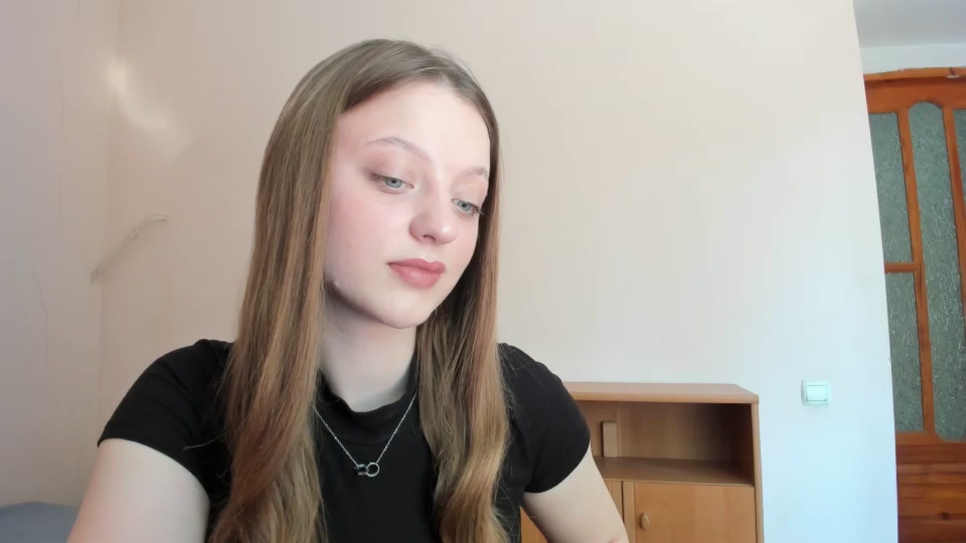 Gallery image thumbnail from Evalimi's myfreecams stream on, 06/03/2025, 11:17 image 7 of 20
