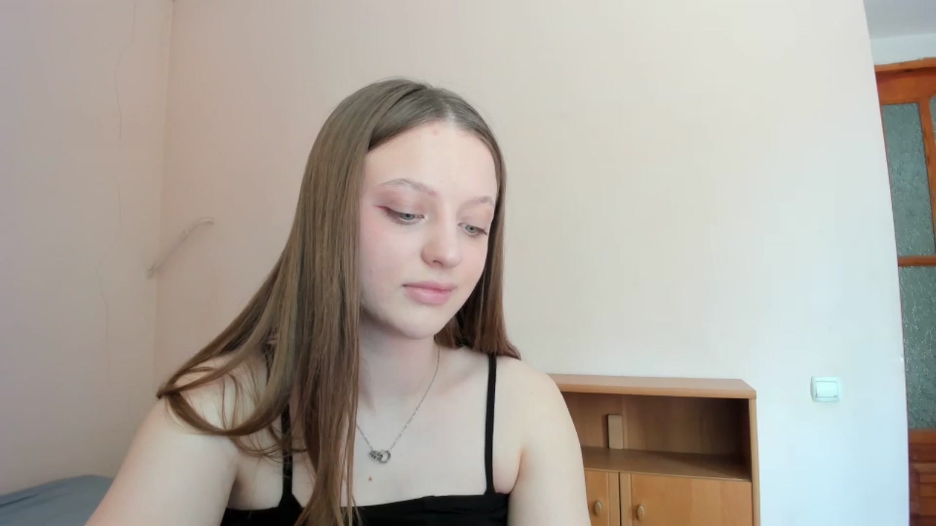 Gallery image thumbnail from Evalimi's myfreecams stream on, 06/04/2025, 10:06 image 4 of 20