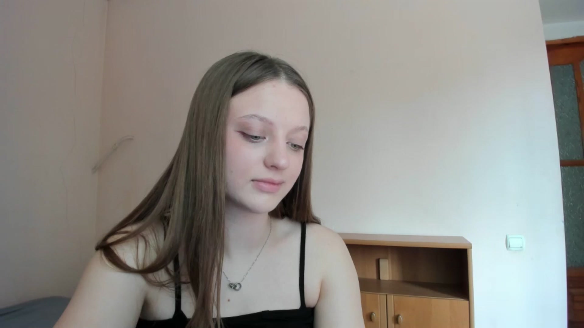 Gallery image thumbnail from Evalimi's myfreecams stream on, 06/04/2025, 10:06 image 3 of 20