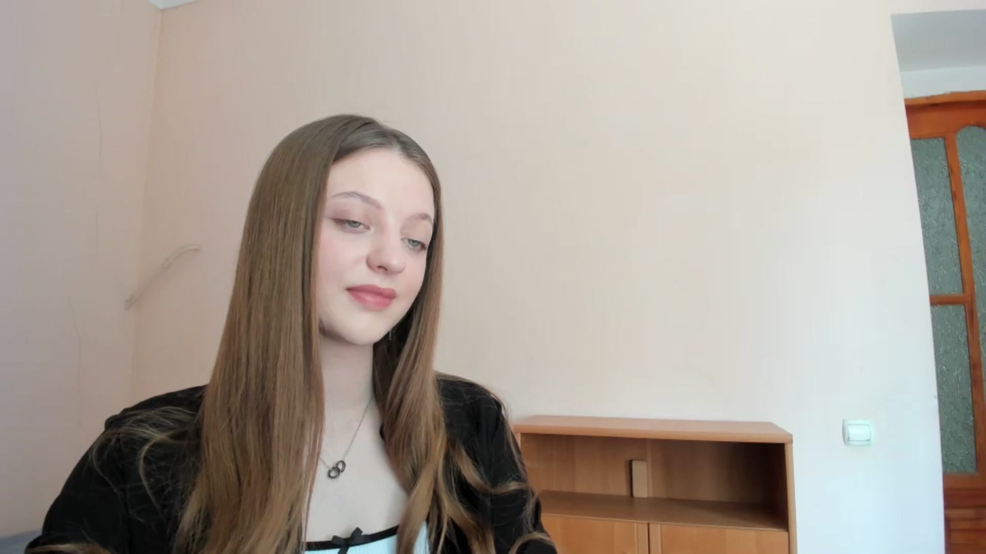 Gallery image thumbnail from Evalimi's myfreecams stream on, 06/05/2025, 10:51 image 19 of 20