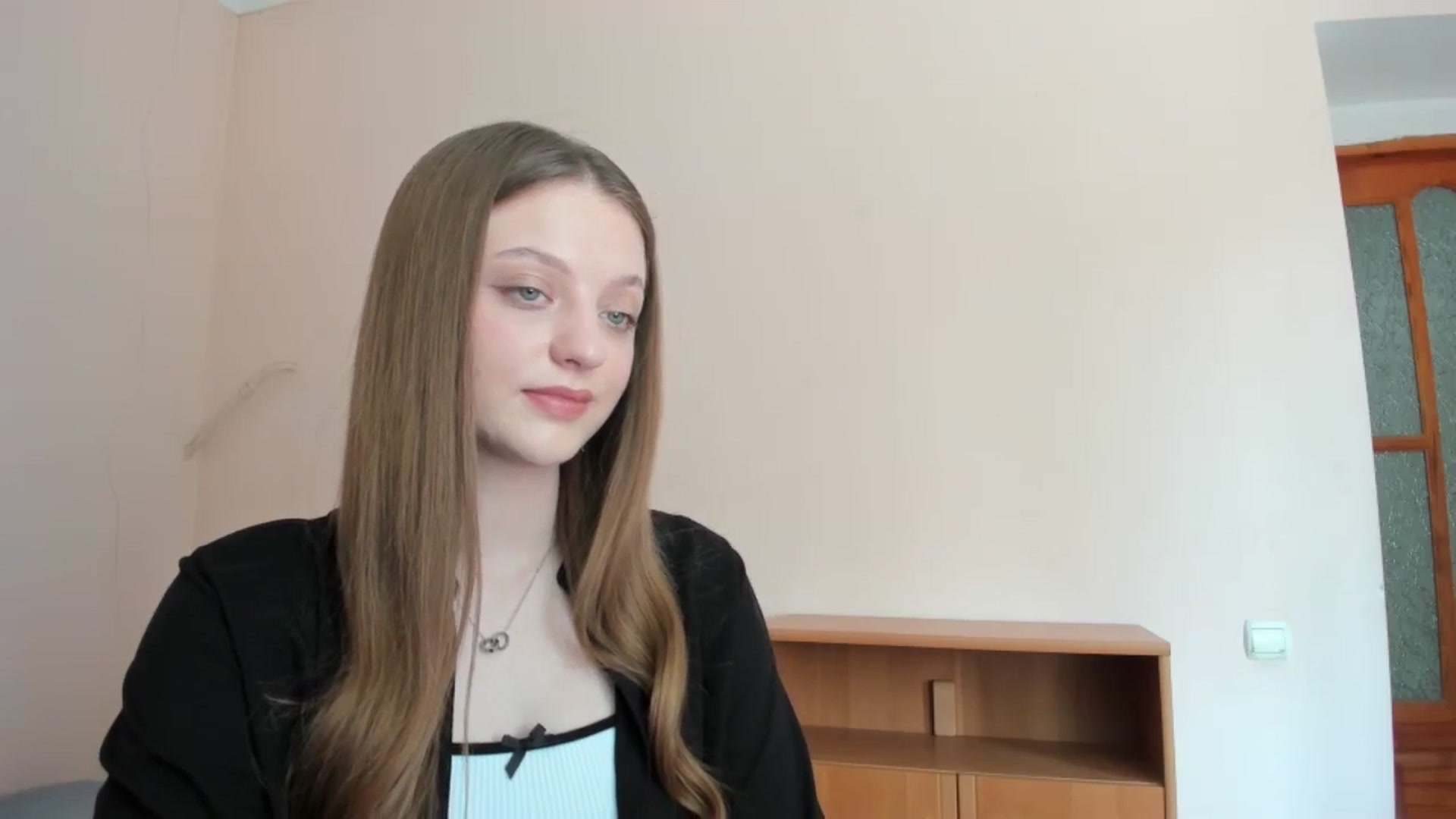 Gallery image thumbnail from Evalimi's myfreecams stream on, 06/05/2025, 11:11 image 14 of 20