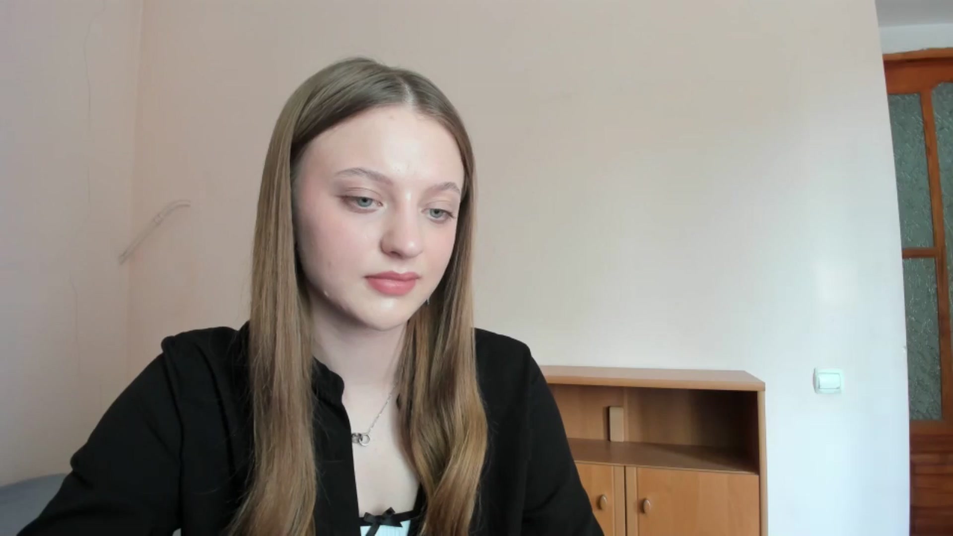 Gallery image thumbnail from Evalimi's myfreecams stream on, 06/05/2025, 12:48 image 16 of 20