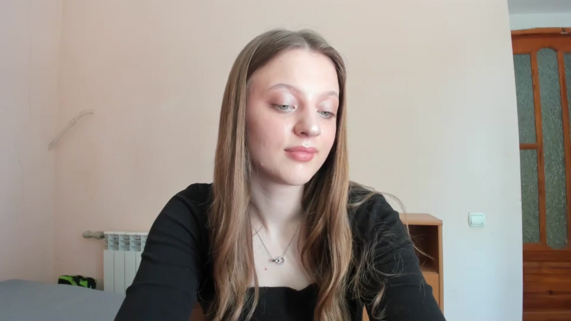 Gallery image thumbnail from Evalimi's myfreecams stream on, 06/08/2025, 12:19 image 19 of 20