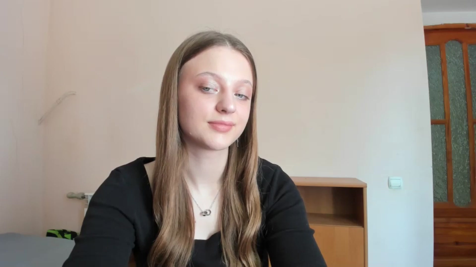 Gallery image thumbnail from Evalimi's myfreecams stream on, 06/08/2025, 13:15 image 7 of 20