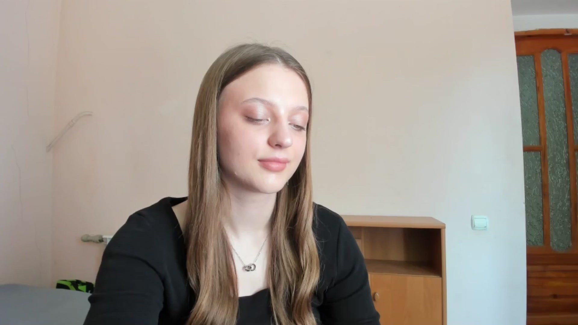 Gallery image thumbnail from Evalimi's myfreecams stream on, 06/08/2025, 13:15 image 5 of 20