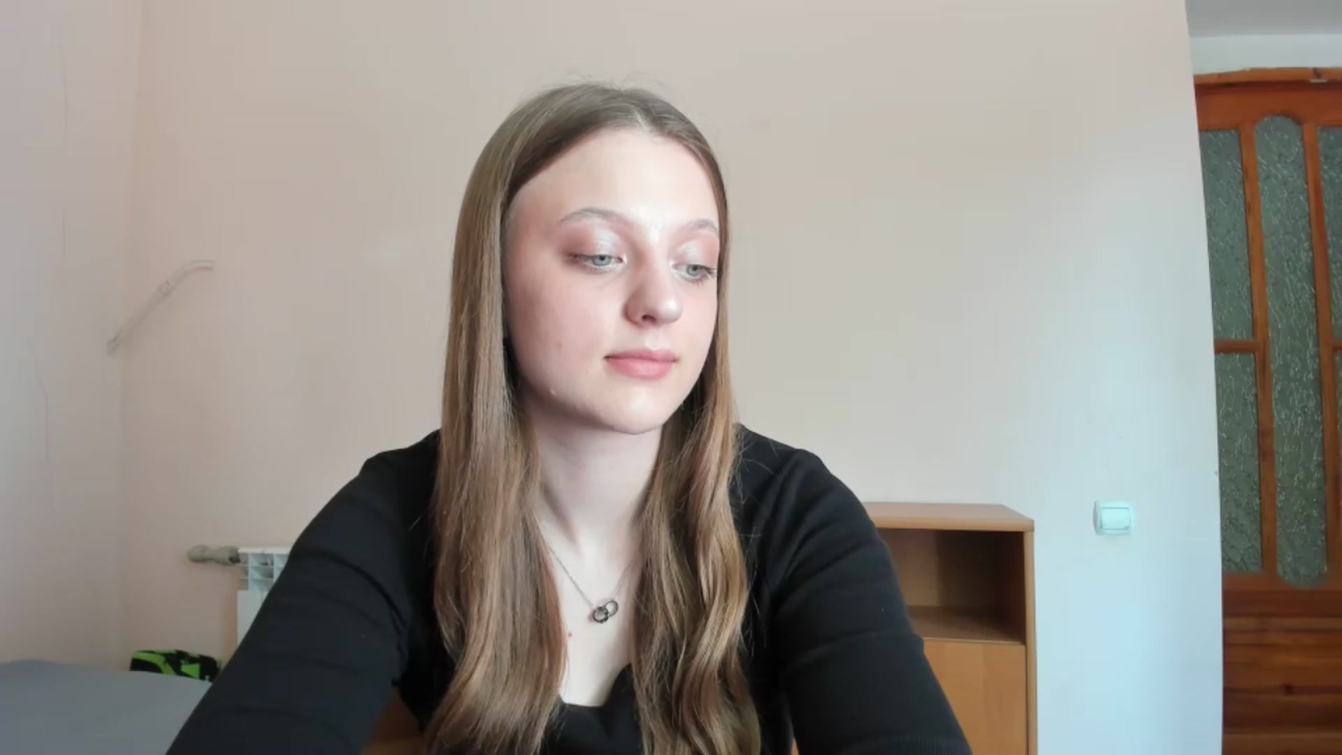 Gallery image thumbnail from Evalimi's myfreecams stream on, 06/08/2025, 13:15 image 17 of 20
