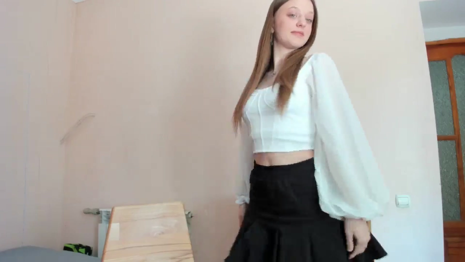 Gallery image thumbnail from Evalimi's myfreecams stream on, 06/10/2025, 11:24 image 17 of 20