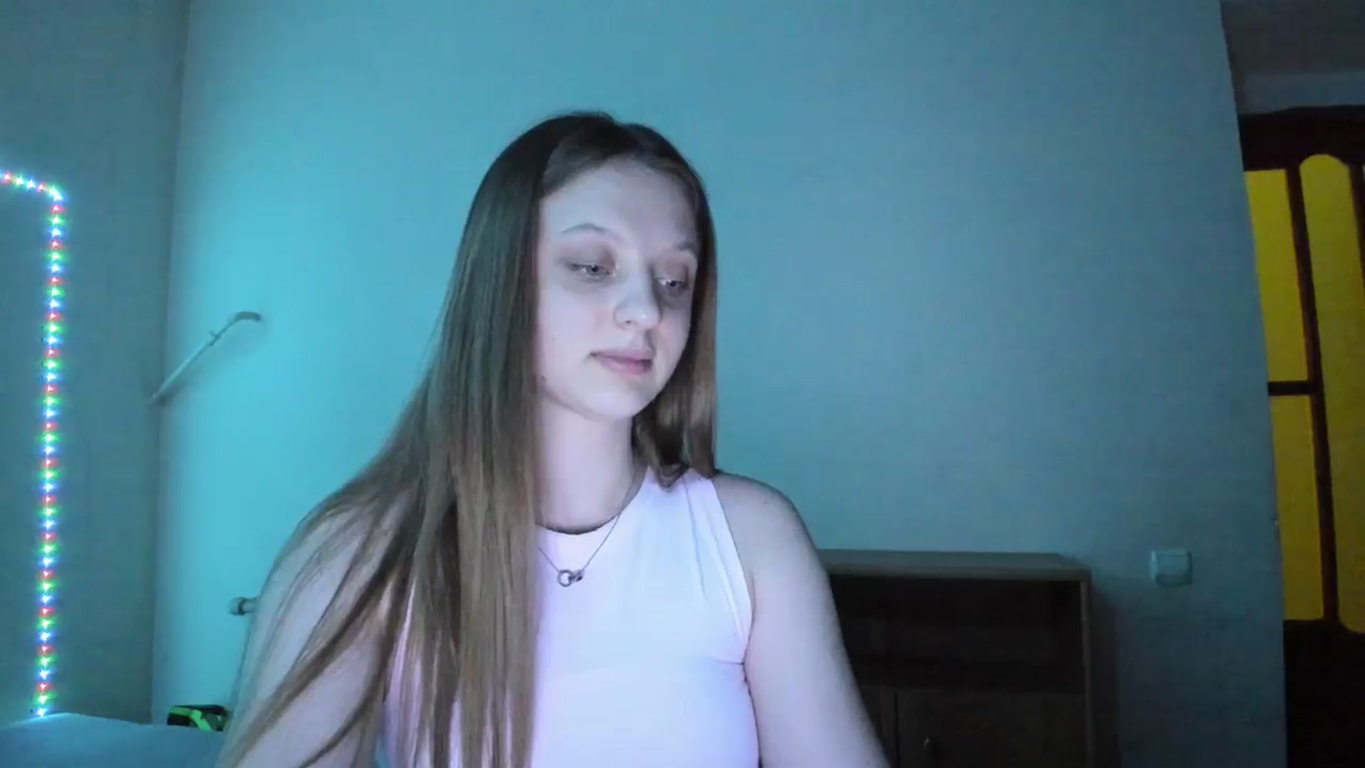 Gallery image thumbnail from Evalimi's myfreecams stream on, 06/10/2025, 20:14 image 13 of 20
