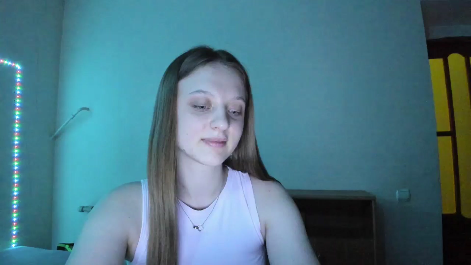 Gallery image thumbnail from Evalimi's myfreecams stream on, 06/10/2025, 20:14 image 2 of 20