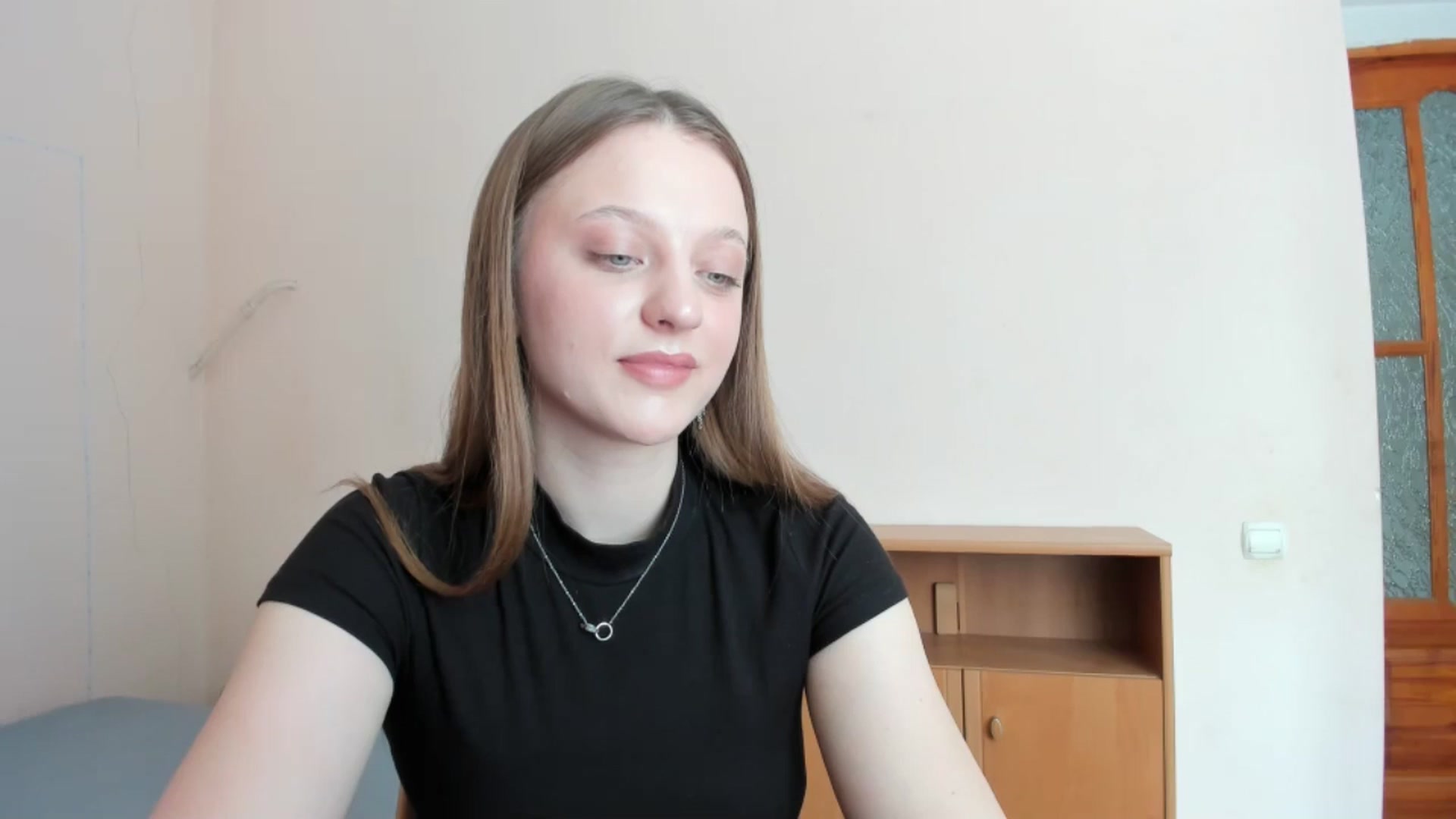 Gallery image thumbnail from Evalimi's myfreecams stream on, 06/11/2025, 11:32 image 17 of 20