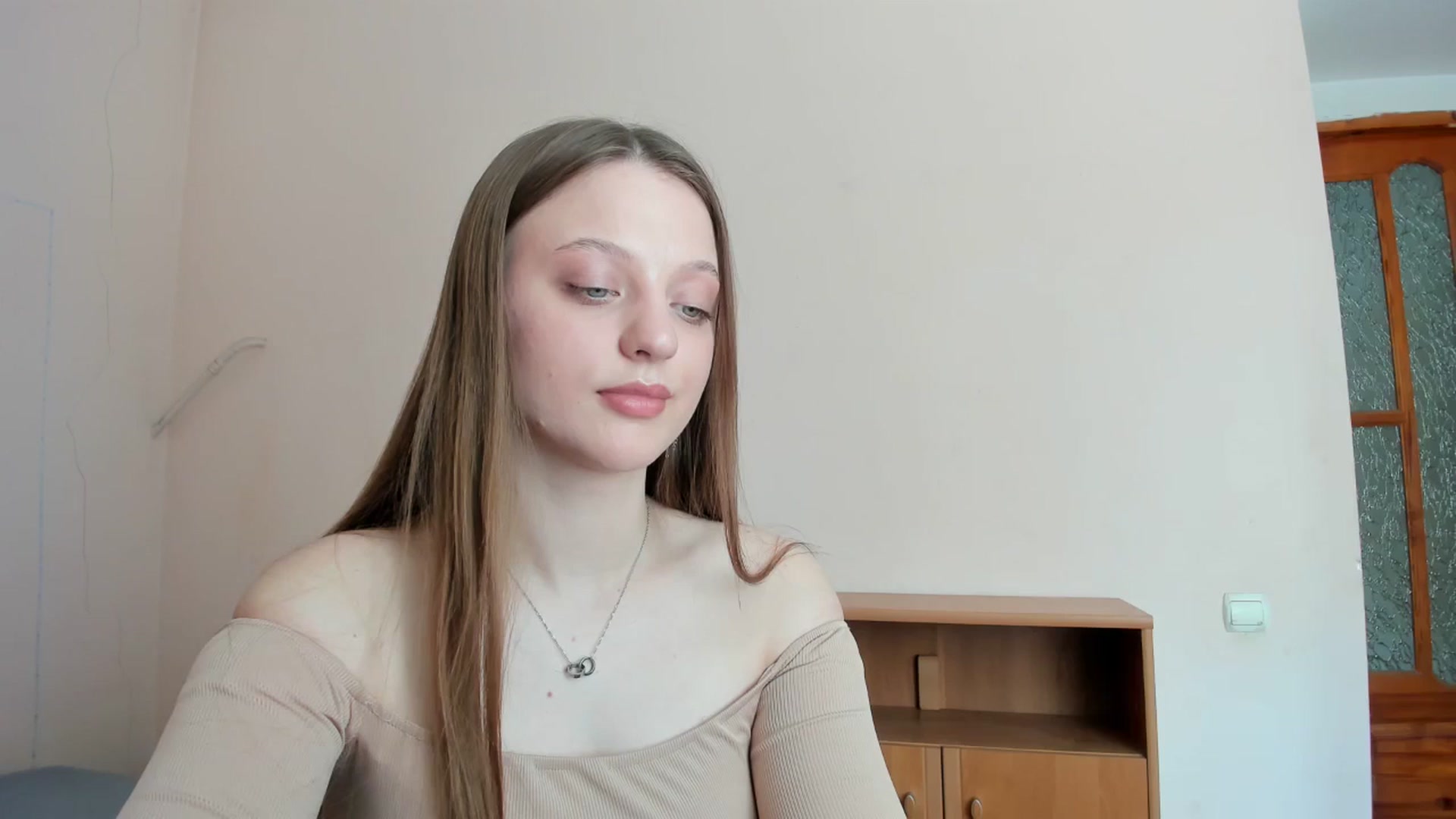 Gallery image thumbnail from Evalimi's myfreecams stream on, 06/12/2025, 13:06 image 1 of 20