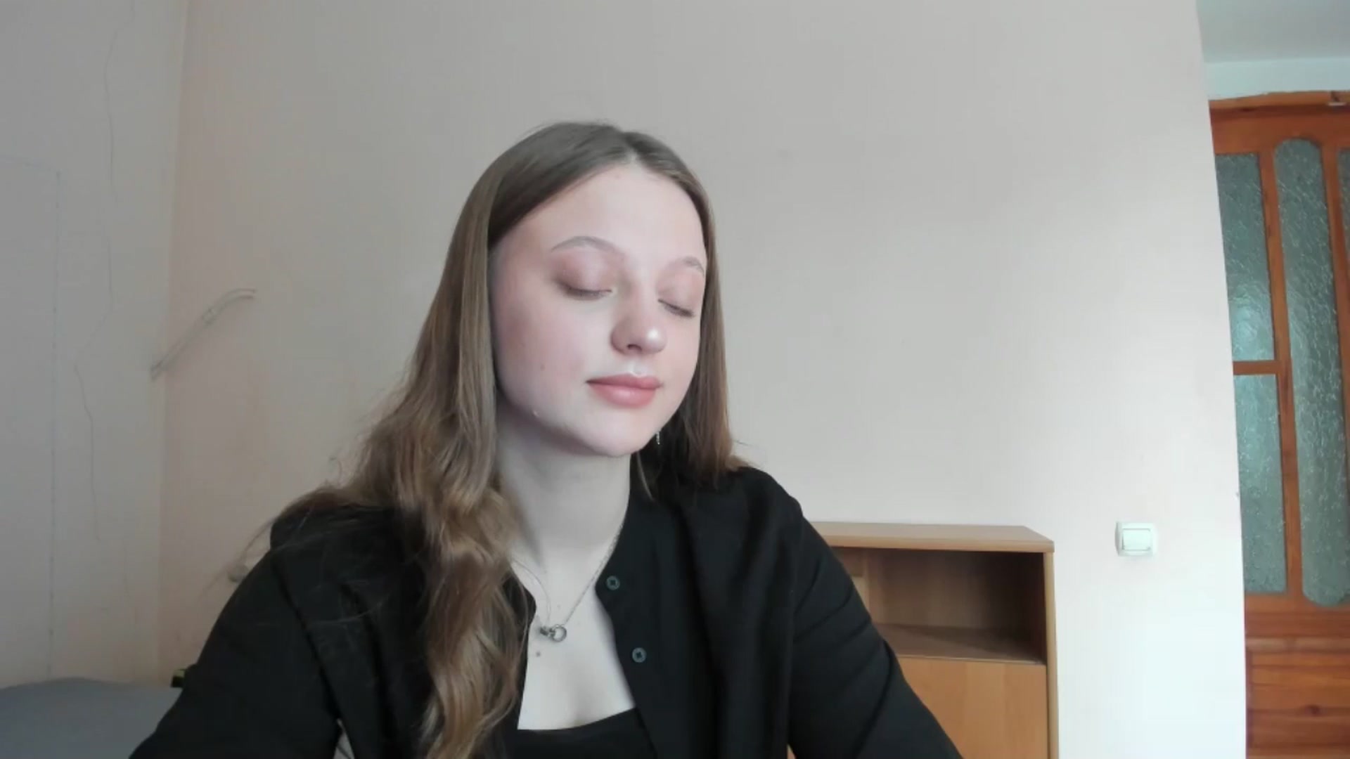 Gallery image thumbnail from Evalimi's myfreecams stream on, 06/15/2025, 10:32 image 20 of 20