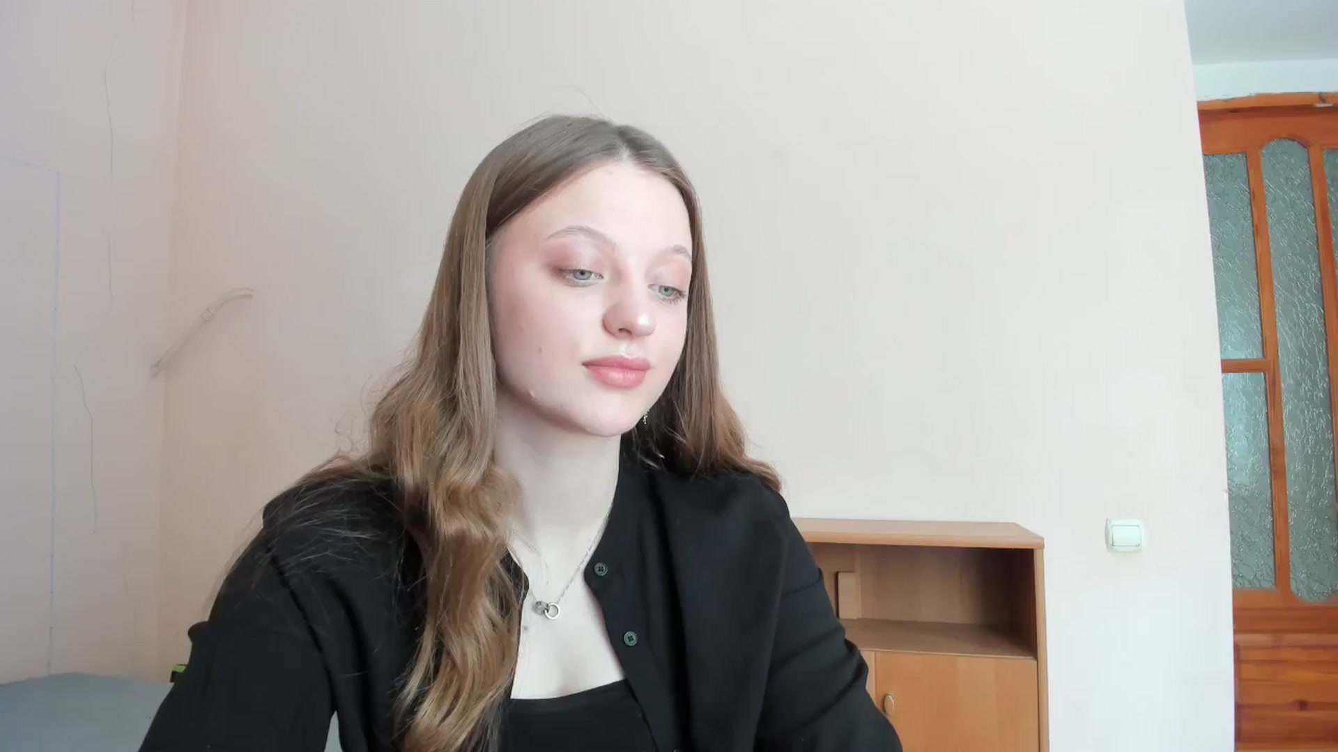 Gallery image thumbnail from Evalimi's myfreecams stream on, 06/15/2025, 10:32 image 1 of 20