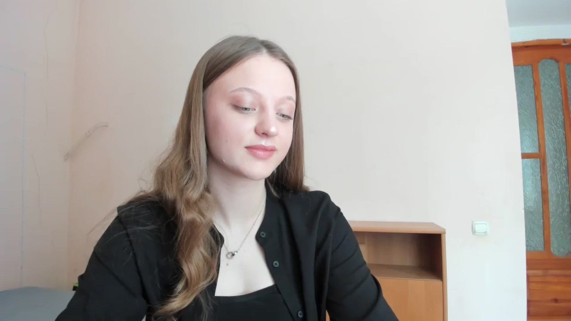Gallery image thumbnail from Evalimi's myfreecams stream on, 06/15/2025, 10:32 image 5 of 20