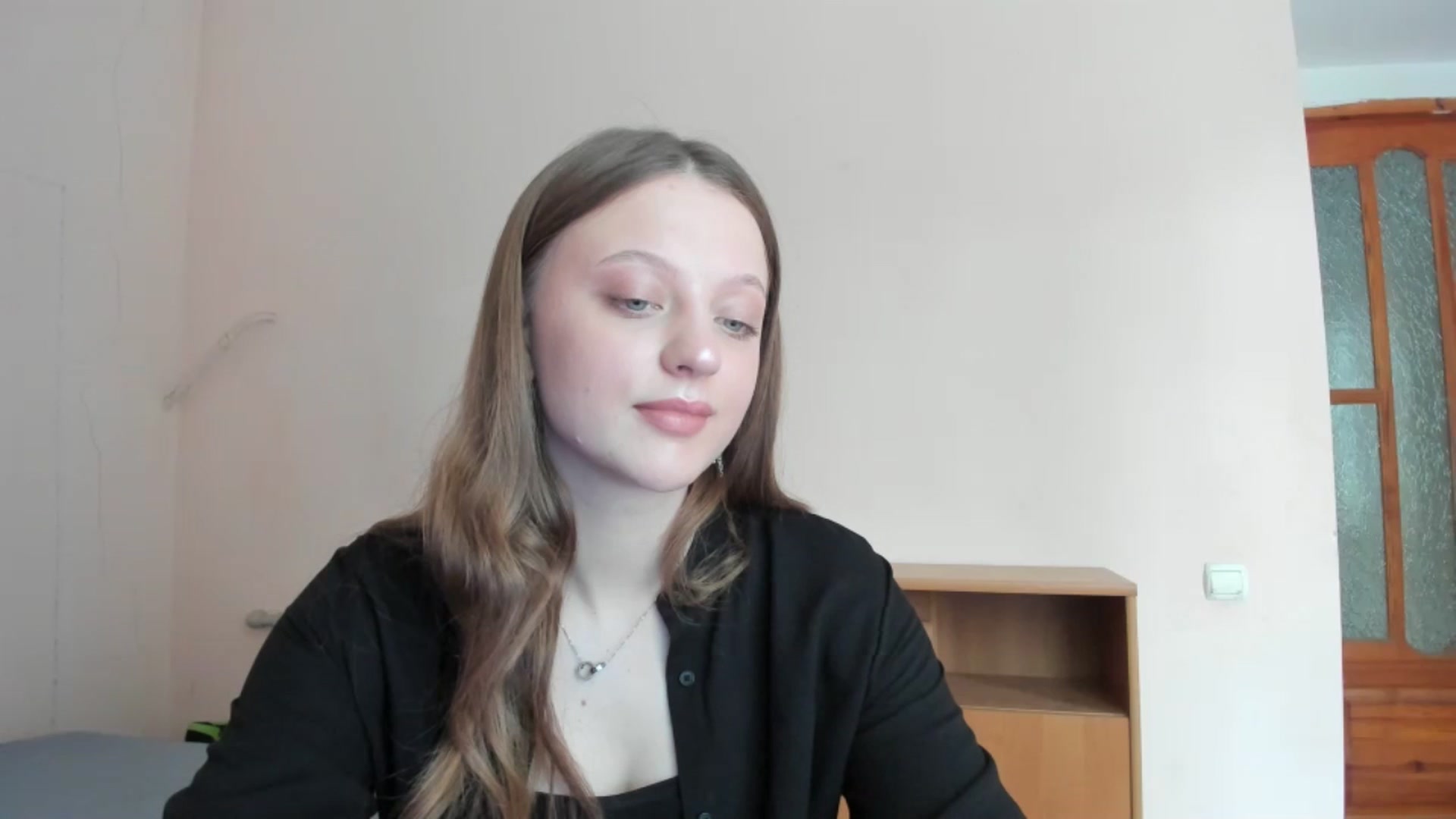 Gallery image thumbnail from Evalimi's myfreecams stream on, 06/15/2025, 11:20 image 12 of 20