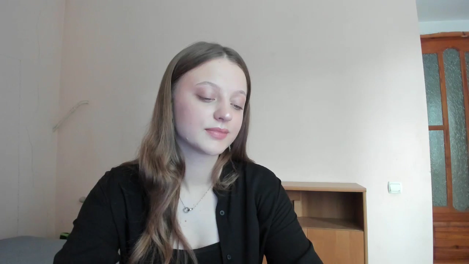 Gallery image thumbnail from Evalimi's myfreecams stream on, 06/15/2025, 11:20 image 5 of 20