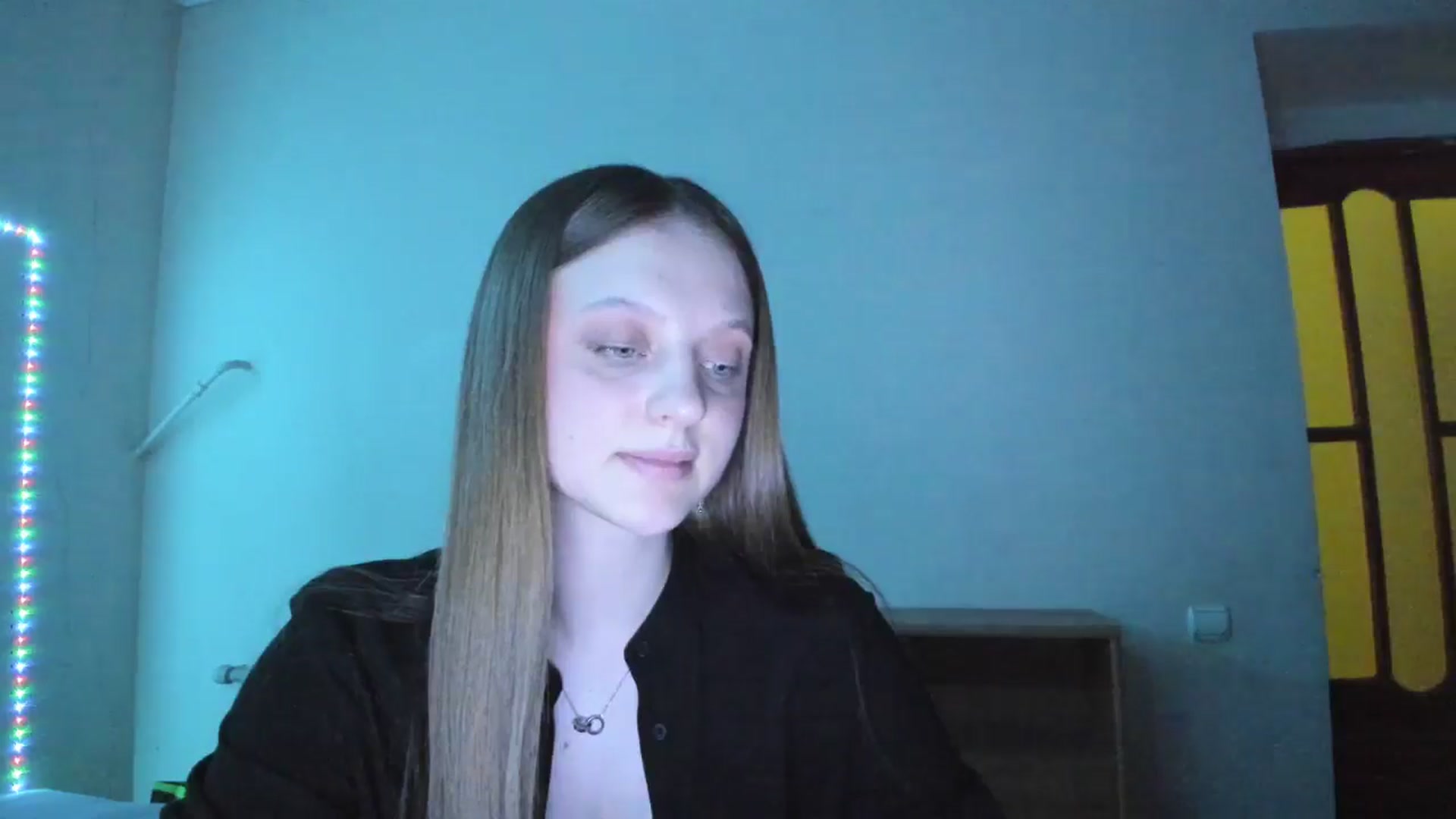 Gallery image thumbnail from Evalimi's myfreecams stream on, 06/16/2025, 20:00 image 13 of 20
