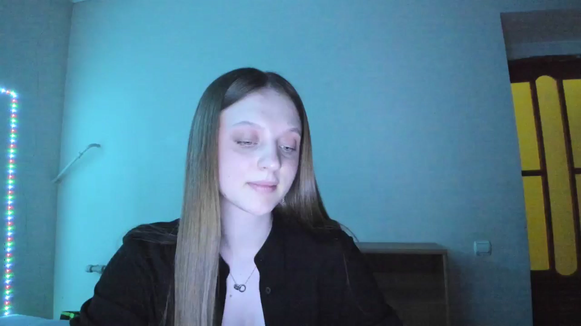 Gallery image thumbnail from Evalimi's myfreecams stream on, 06/16/2025, 20:00 image 11 of 20