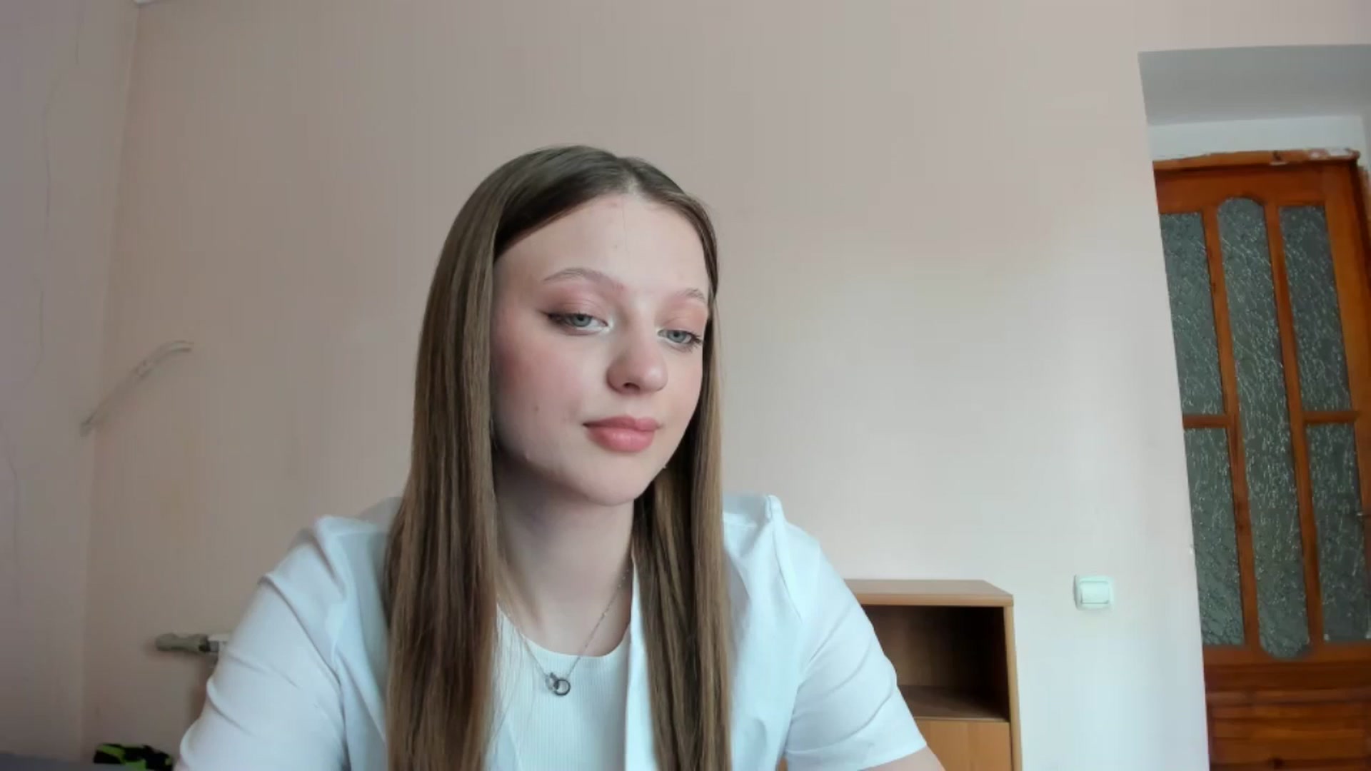 Gallery image thumbnail from Evalimi's myfreecams stream on, 06/17/2025, 12:33 image 2 of 20