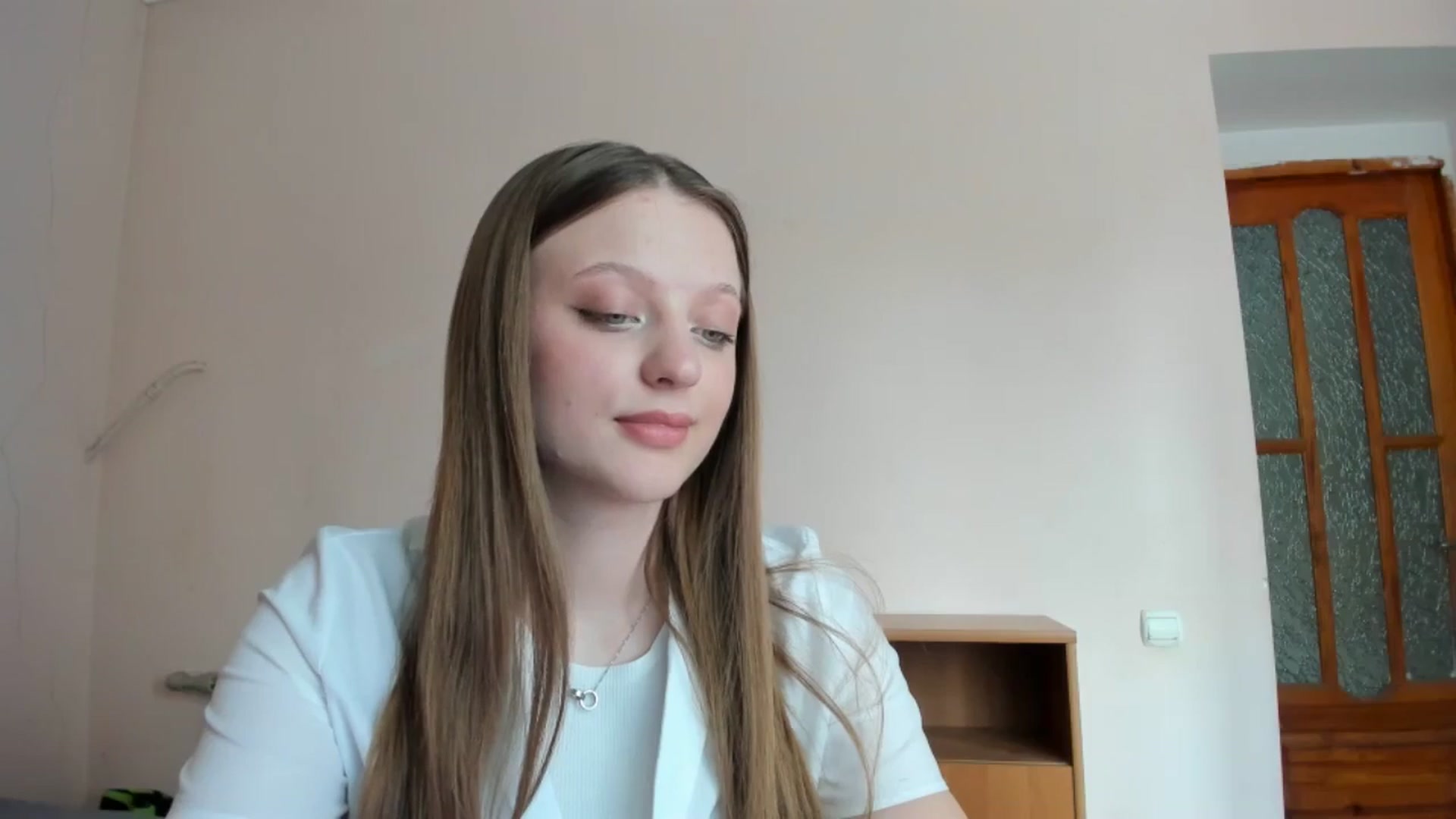 Gallery image thumbnail from Evalimi's myfreecams stream on, 06/17/2025, 12:33 image 4 of 20