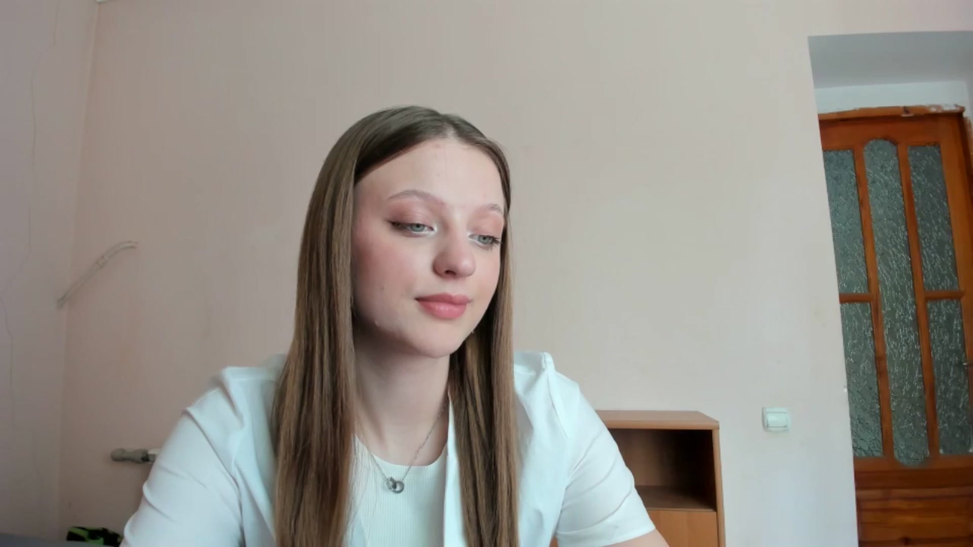 Gallery image thumbnail from Evalimi's myfreecams stream on, 06/17/2025, 12:33 image 3 of 20
