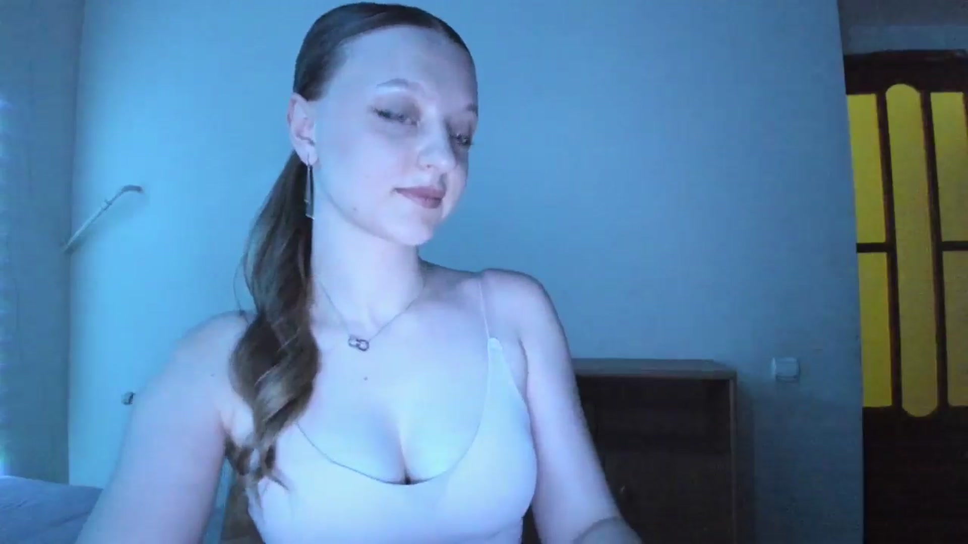 Gallery image thumbnail from Evalimi's myfreecams stream on, 06/19/2025, 21:27 image 15 of 20
