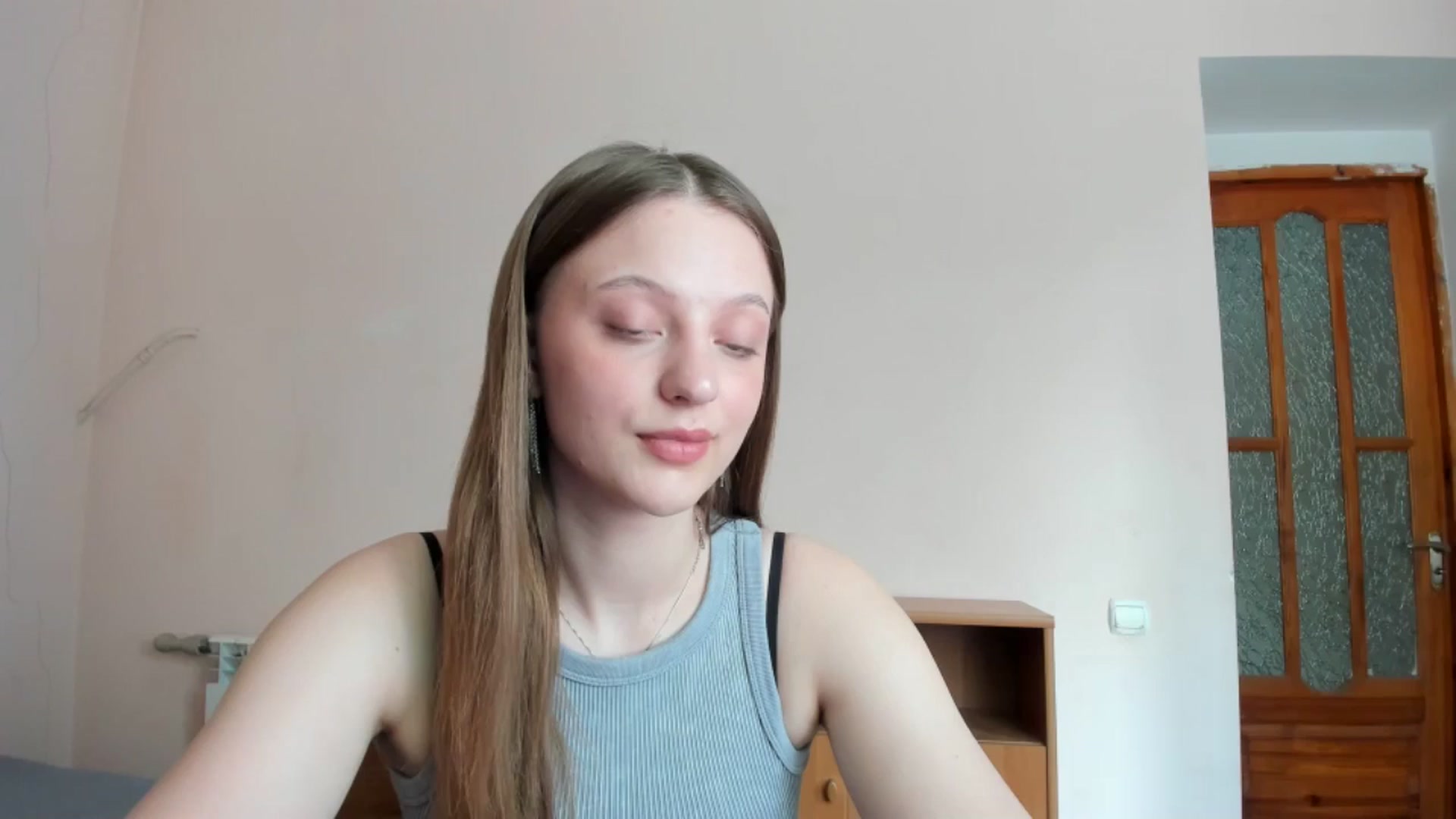 Gallery image thumbnail from Evalimi's myfreecams stream on, 06/21/2025, 13:56 image 1 of 20