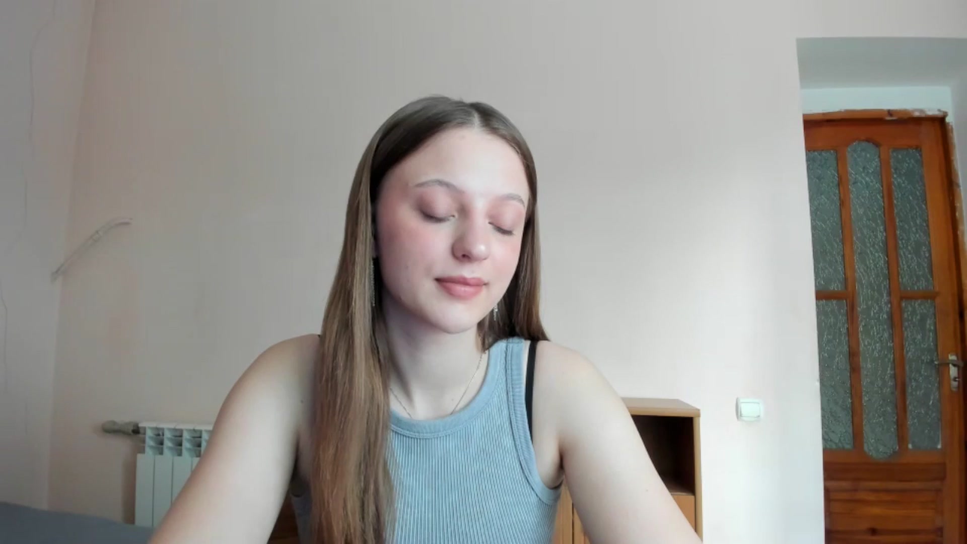 Gallery image thumbnail from Evalimi's myfreecams stream on, 06/21/2025, 13:56 image 10 of 20