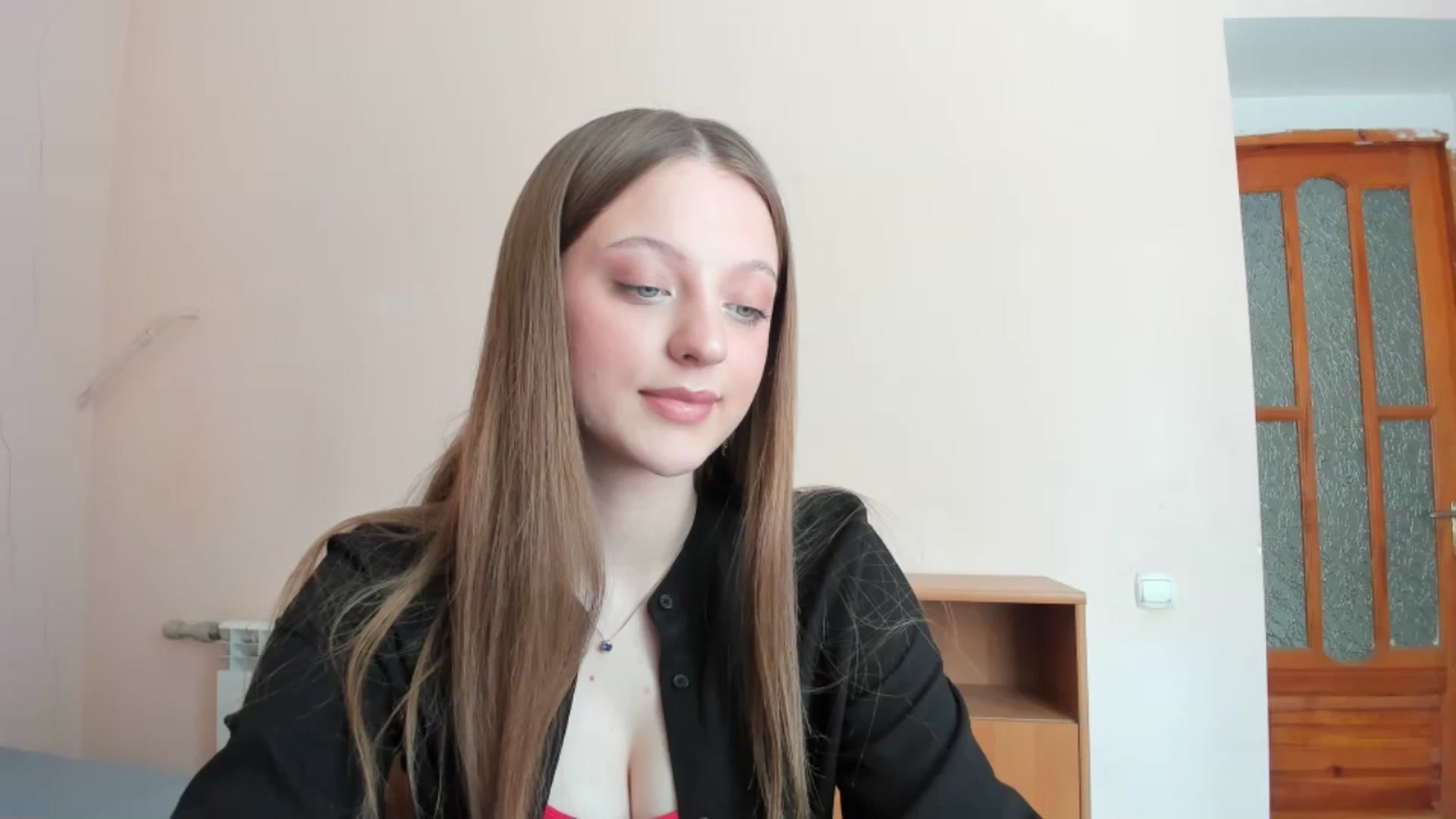Gallery image thumbnail from Evalimi's myfreecams stream on, 06/22/2025, 11:41 image 1 of 20