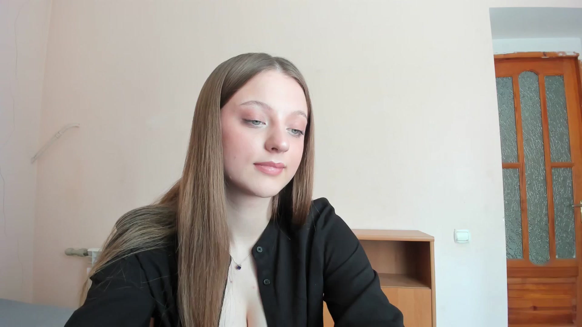 Gallery image thumbnail from Evalimi's myfreecams stream on, 06/22/2025, 11:41 image 19 of 20