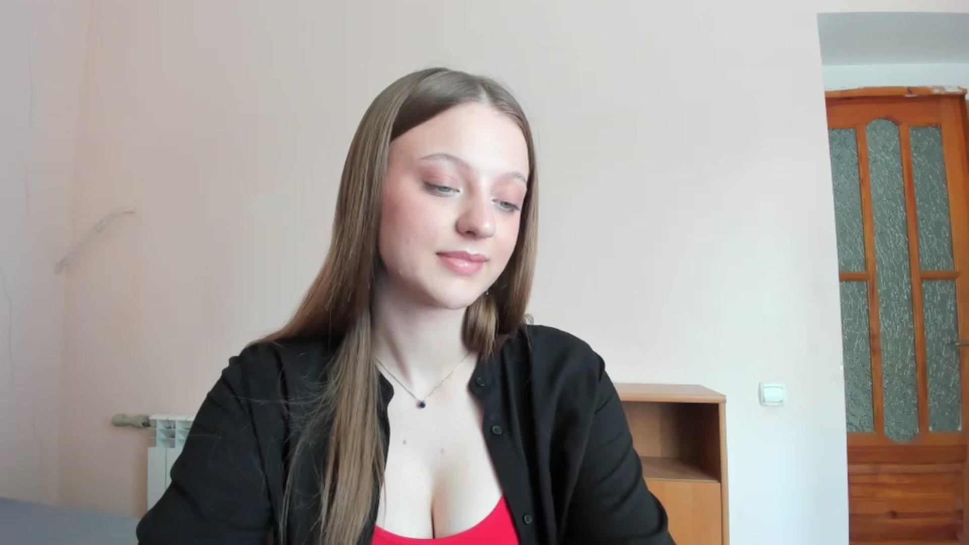 Gallery image thumbnail from Evalimi's myfreecams stream on, 06/22/2025, 13:11 image 15 of 20