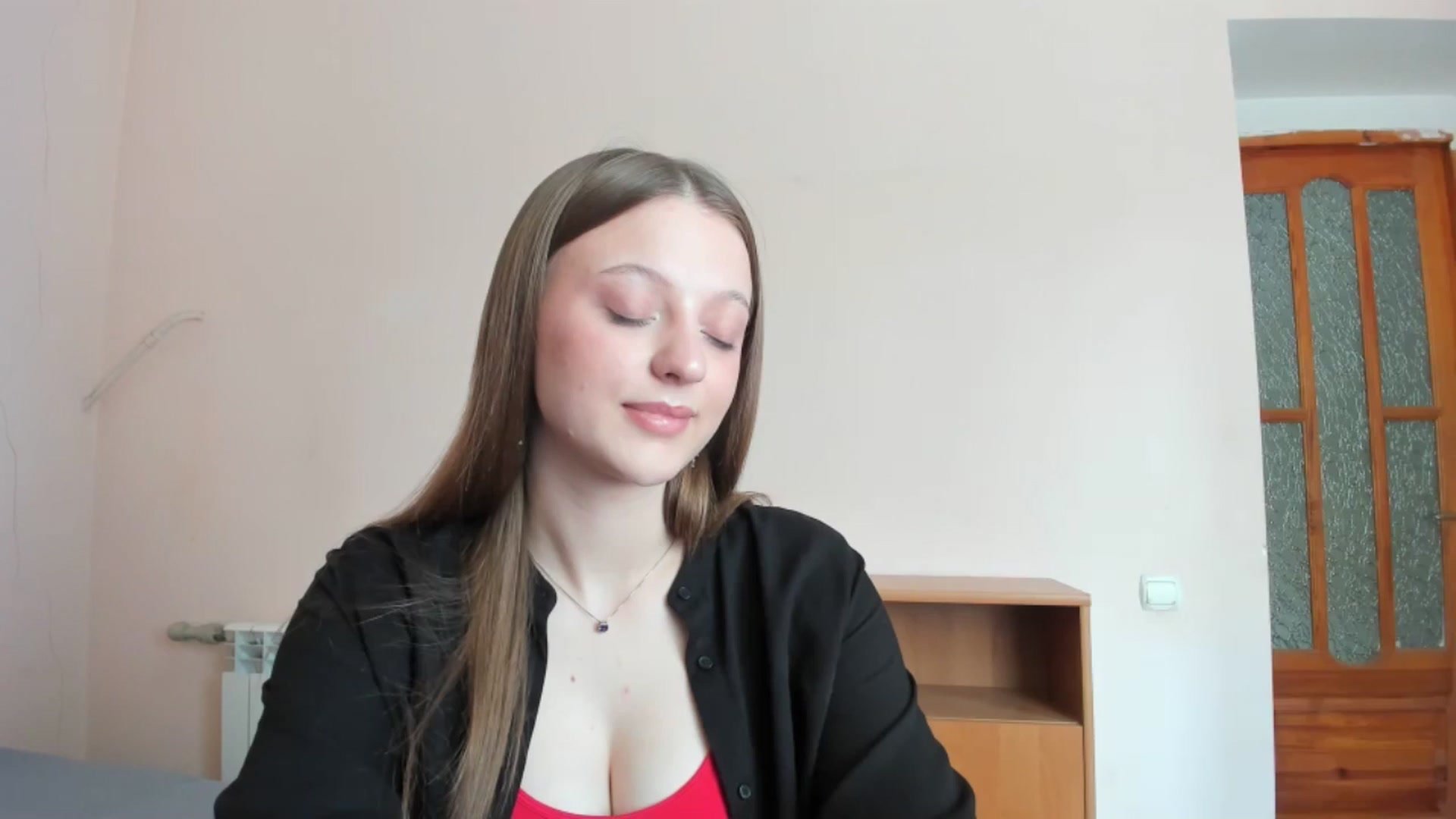 Gallery image thumbnail from Evalimi's myfreecams stream on, 06/22/2025, 13:11 image 14 of 20