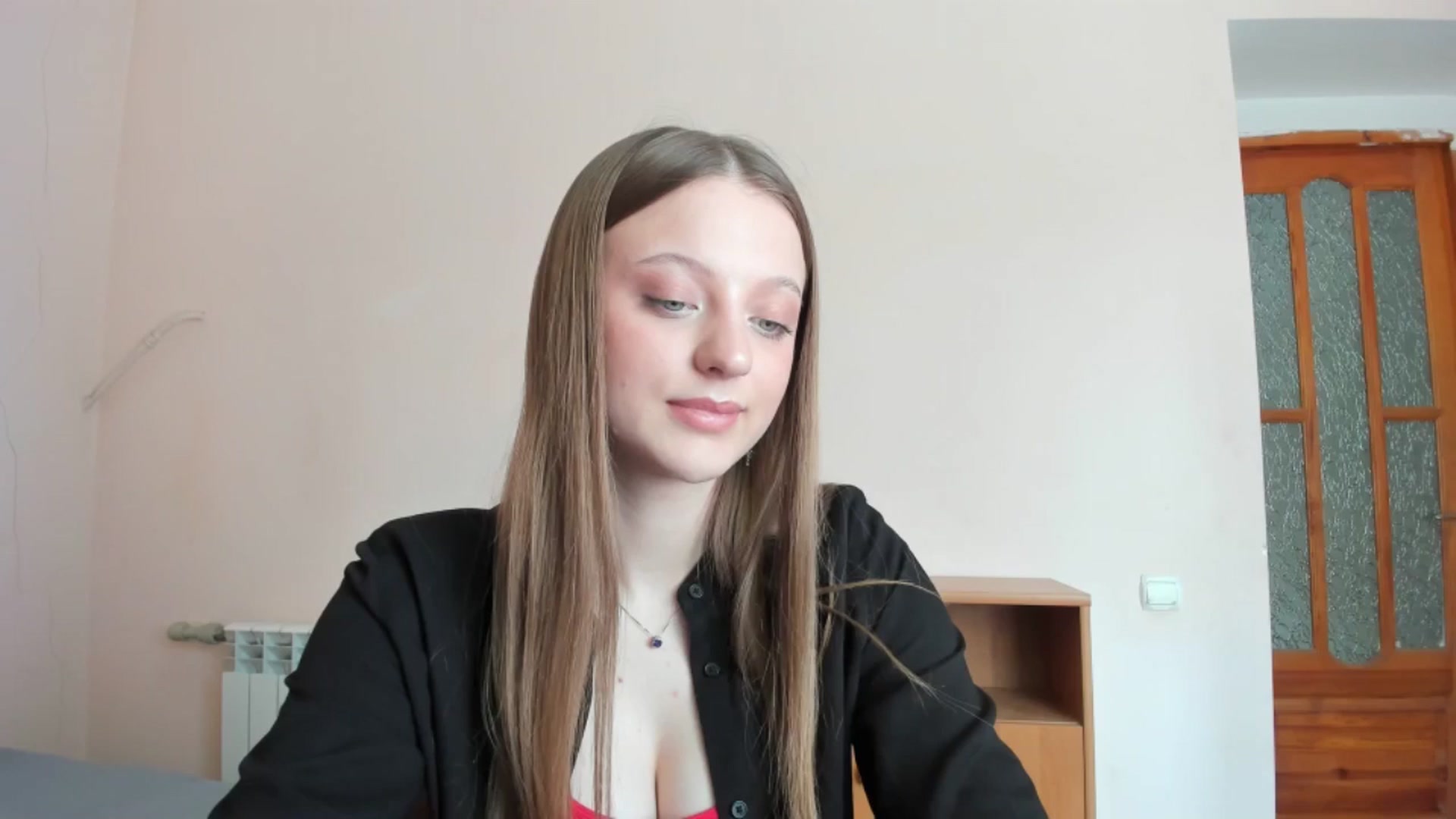 Gallery image thumbnail from Evalimi's myfreecams stream on, 06/22/2025, 13:11 image 8 of 20