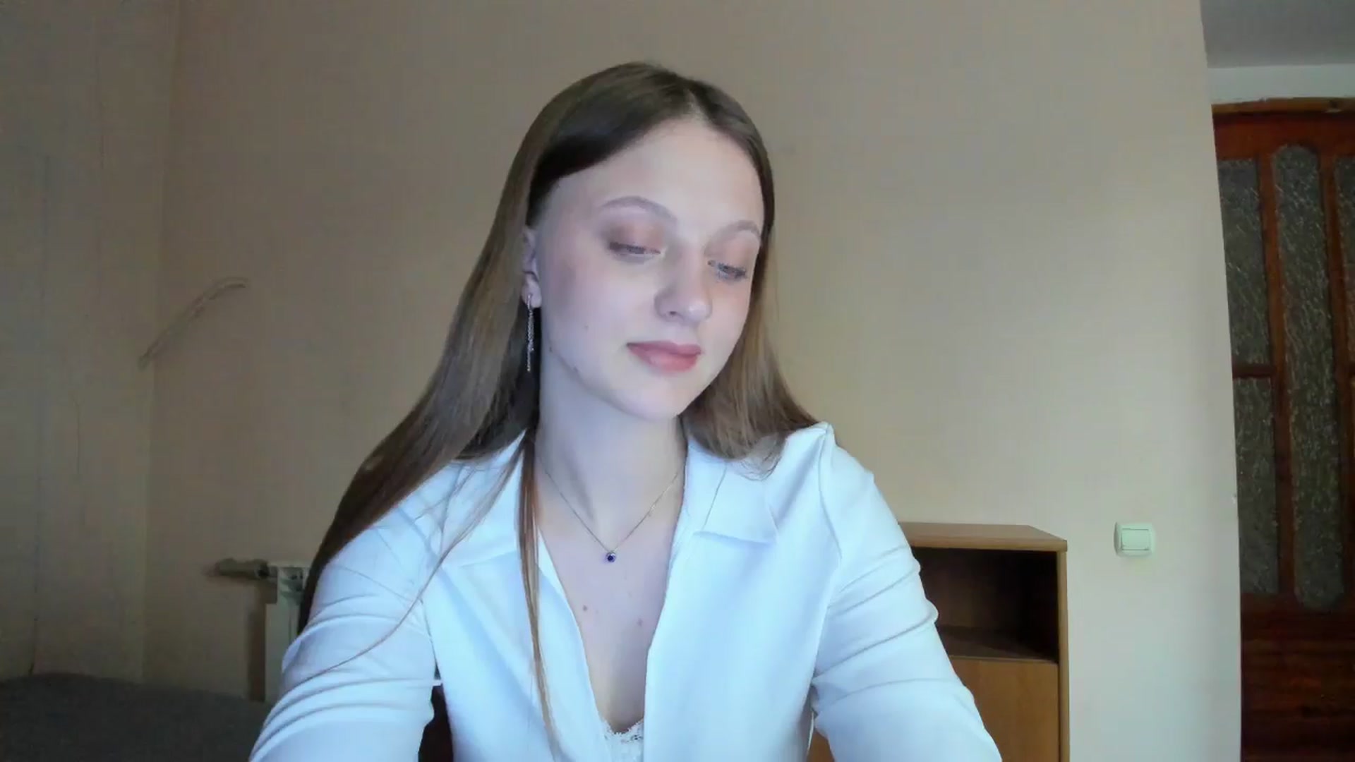 Gallery image thumbnail from Evalimi's myfreecams stream on, 06/23/2025, 18:09 image 14 of 20