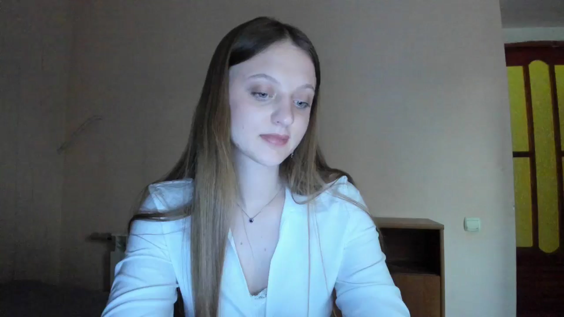 Gallery image thumbnail from Evalimi's myfreecams stream on, 06/23/2025, 18:09 image 17 of 20