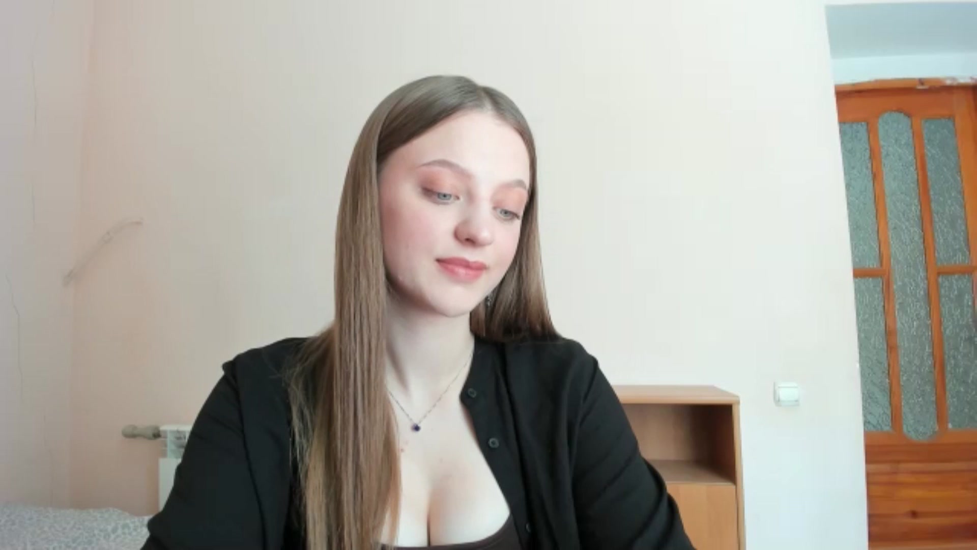 Gallery image thumbnail from Evalimi's myfreecams stream on, 07/01/2025, 11:01 image 7 of 20