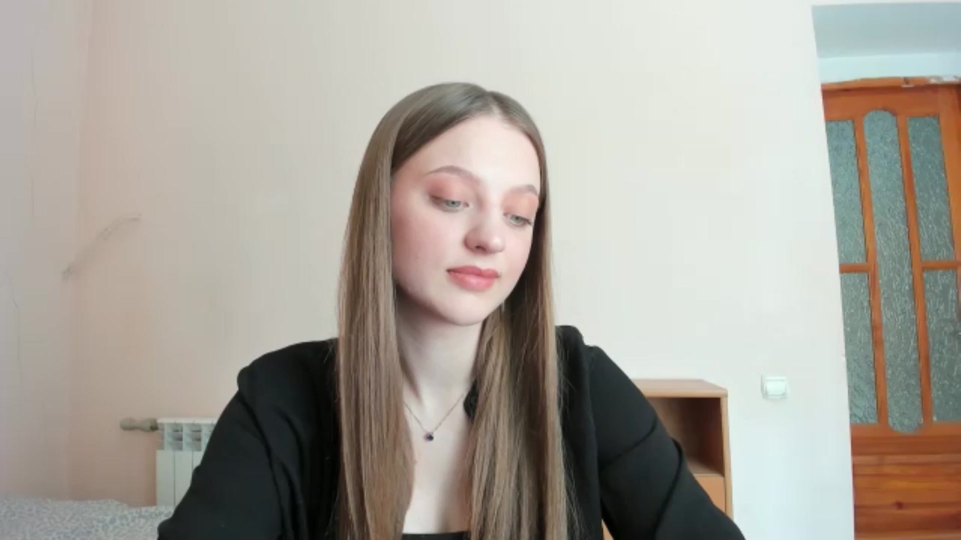 Gallery image thumbnail from Evalimi's myfreecams stream on, 07/01/2025, 11:23 image 5 of 20