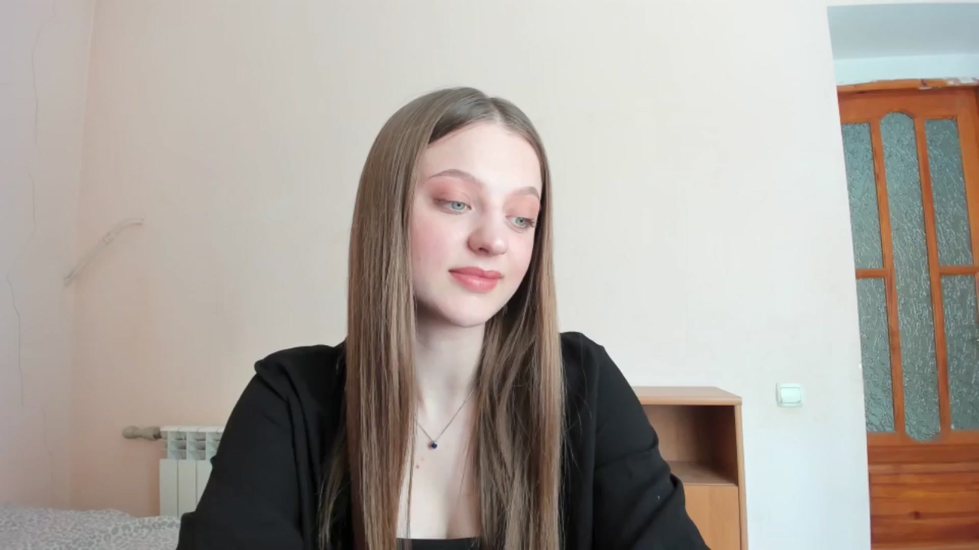 Gallery image thumbnail from Evalimi's myfreecams stream on, 07/01/2025, 11:23 image 17 of 20